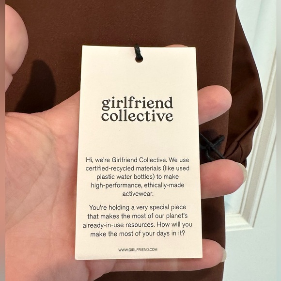 Girlfriend Collective NWT Topanga Halter Bra Sz 6XL Criss Cross Strap in Cafe - Picture 9 of 11